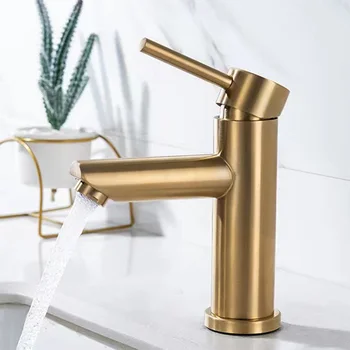 Роскошный Золотой смеситель для ванной комнаты из нержавеющей стали, установленный на бортике Кран для горячей и холодной воды