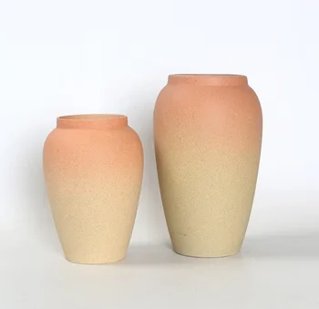 Керамическая ваза с имитацией сухого цветка в стиле ретро